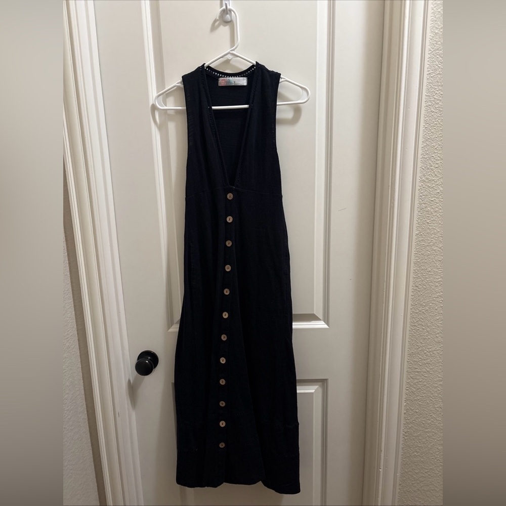 Free People Beach Black Seaport Midi Dress Size XS V Neck Crochet Hem Bohemian - Picture 2 of 7